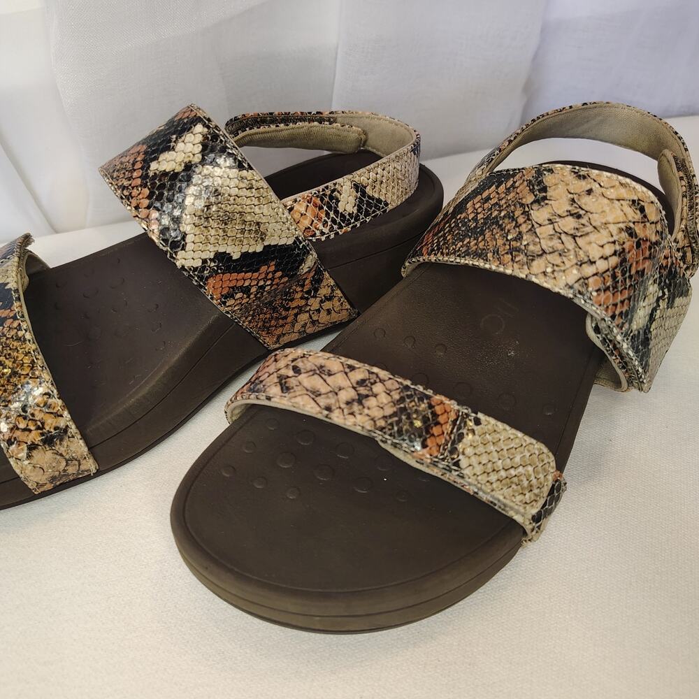 Vionic Women Sandals Snake Print Platform Wedge Comfort Casual Shoes summer sz 7